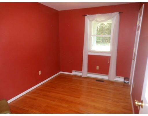 98 Line St, Easthampton, MA 01027 photo 10