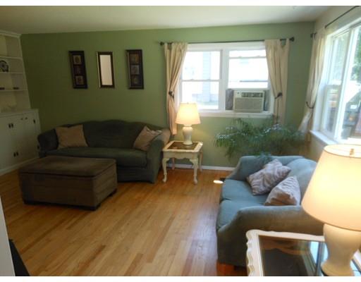 98 Line St, Easthampton, MA 01027 photo 4
