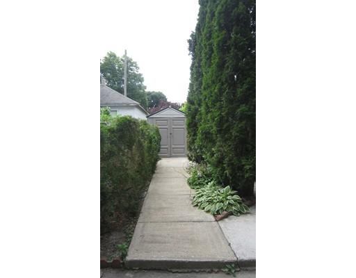 35 Clitheroe St, Lowell, MA 01852 photo 11