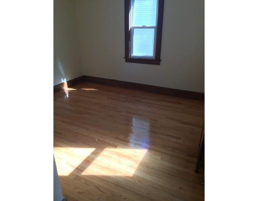 33 Worthy St, Springfield, MA 01104 photo 7