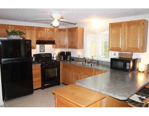 27 Windsor Way, Mashpee, MA 02649 photo 4
