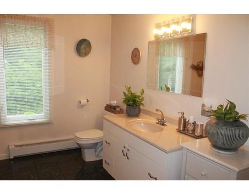27 Windsor Way, Mashpee, MA 02649 photo 6