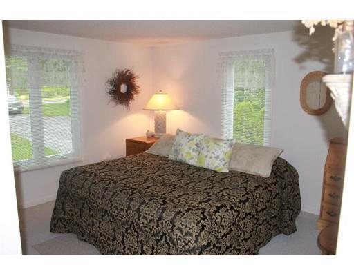 27 Windsor Way, Mashpee, MA 02649 photo 17