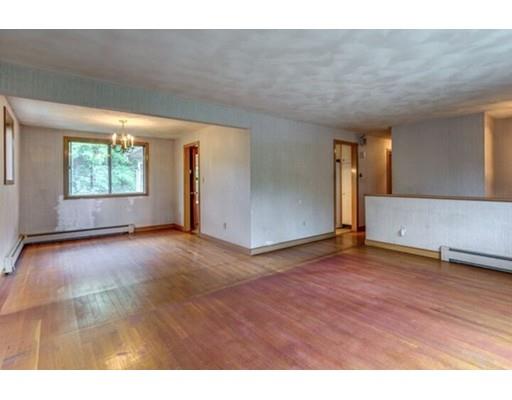 58 Hamilton Ave, Dedham, MA 02026 photo 8