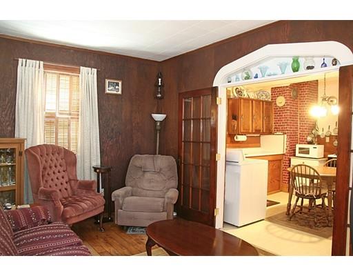 9 School St, Hudson, MA 01749 photo 4