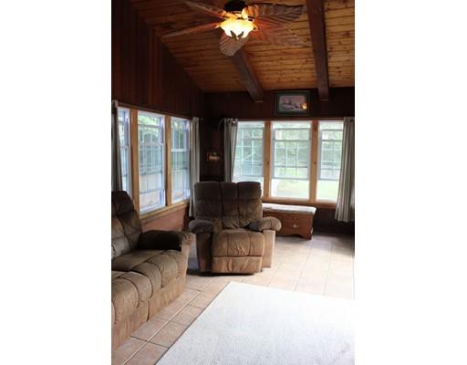 17 E Bacon St, Plainville, MA 02762 photo 14