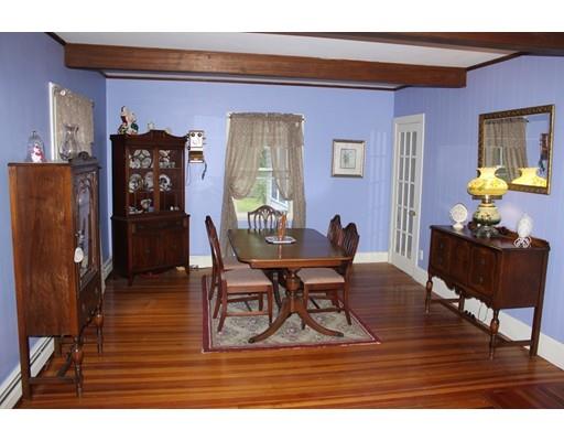 17 E Bacon St, Plainville, MA 02762 photo 4