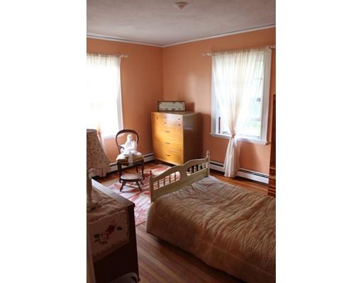 17 E Bacon St, Plainville, MA 02762 photo 19