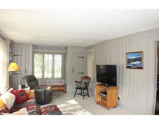 8 Hampton Rd, Stoneham, MA 02180 photo 10