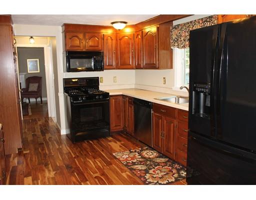 34 Quarry Rd, Dedham, MA 02026 photo 3