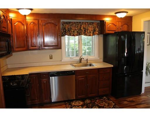 34 Quarry Rd, Dedham, MA 02026 photo 4