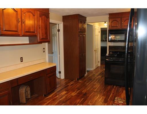 34 Quarry Rd, Dedham, MA 02026 photo 2