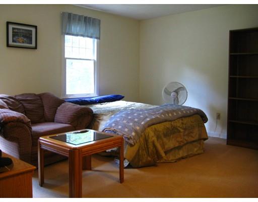 17 Mockingbird Ln, Maynard, MA 01754 photo 10