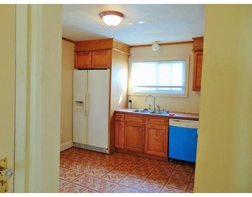 75 Kingsley St, Springfield, MA 01104 photo 5