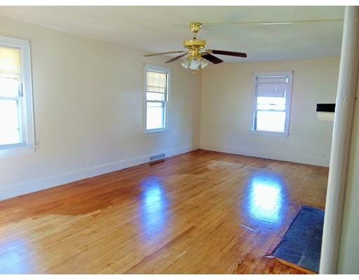 75 Kingsley St, Springfield, MA 01104 photo 11