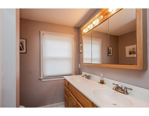 730 Plumtree Rd, Springfield, MA 01118 photo 13