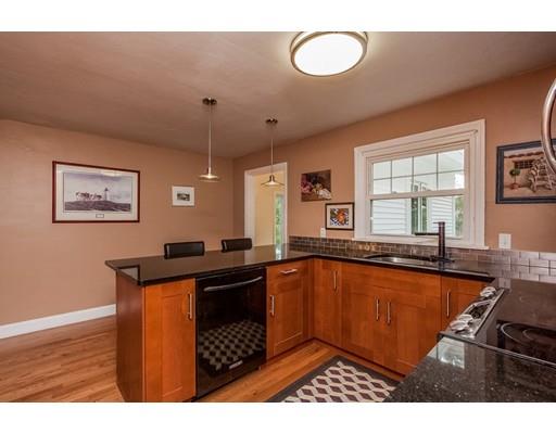 730 Plumtree Rd, Springfield, MA 01118 photo 7