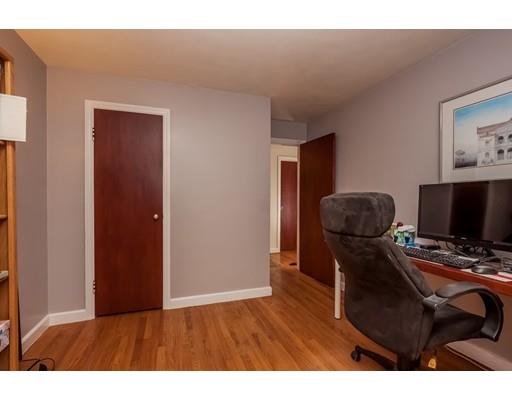 730 Plumtree Rd, Springfield, MA 01118 photo 15