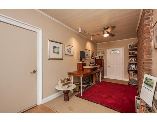730 Plumtree Rd, Springfield, MA 01118 photo 10
