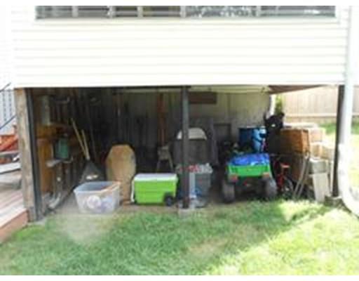35 Pratt Ave, Dedham, MA 02026 photo 14