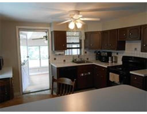 35 Pratt Ave, Dedham, MA 02026 photo 5