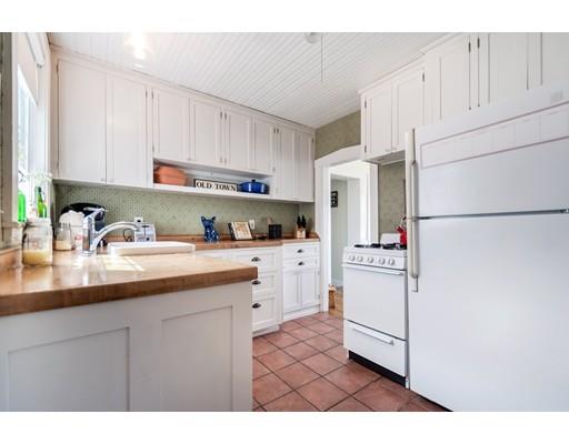 34 Pearson St, Andover, MA 01810 photo 9