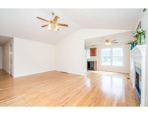 21 Clitheroe St, Lowell, MA 01852 photo 17
