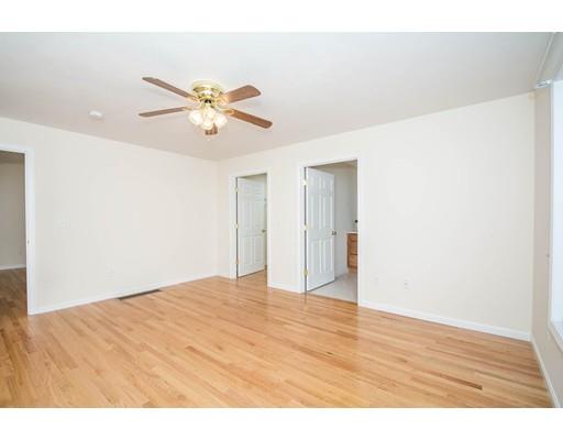 21 Clitheroe St, Lowell, MA 01852 photo 11