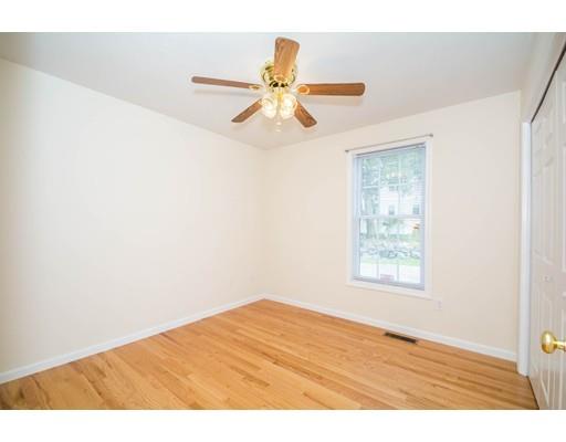 21 Clitheroe St, Lowell, MA 01852 photo 4