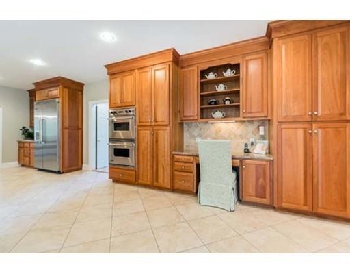 6 Warwick Cir, Andover, MA 01810 photo 8