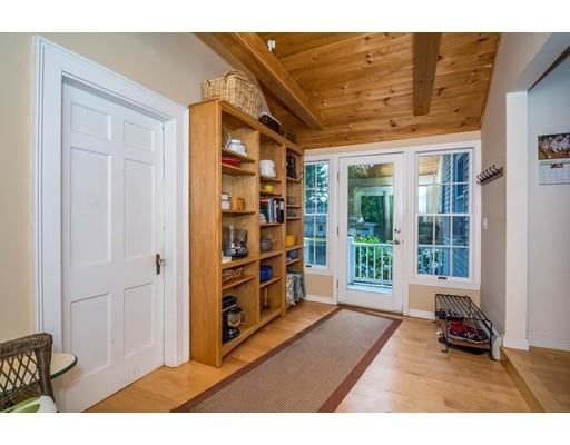 133 Wakefield St, Reading, MA 01867 photo 2