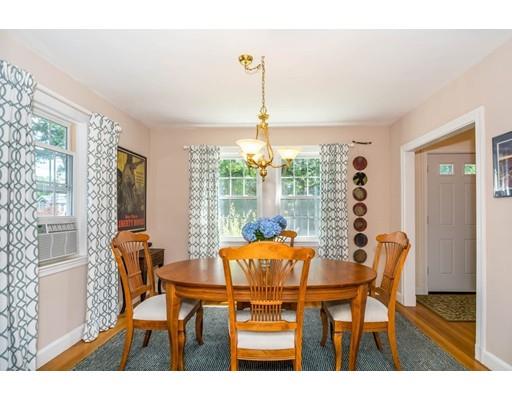 133 Wakefield St, Reading, MA 01867 photo 9