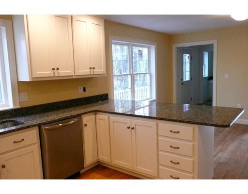 30 Whittier Rd, Reading, MA 01867 photo 5