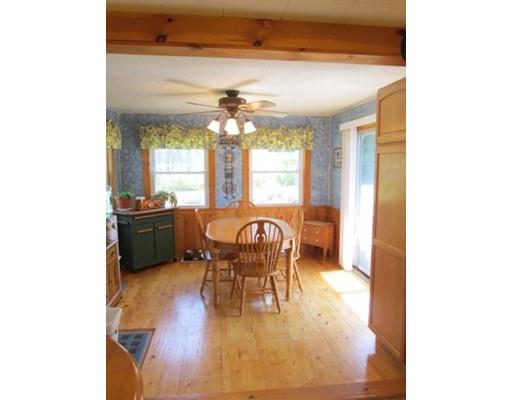 43 Eustis St, Worcester, MA 01606 photo 5