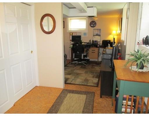 43 Eustis St, Worcester, MA 01606 photo 25
