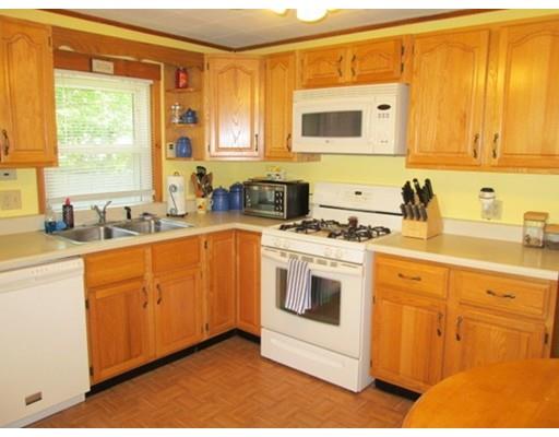 43 Eustis St, Worcester, MA 01606 photo 24