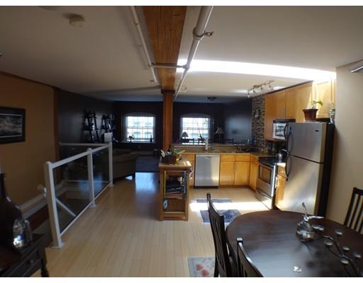 240 Jackson St #624, Lowell, MA 01852 photo 2
