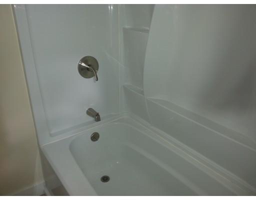 107 Northampton Ave, Springfield, MA 01109 photo 10