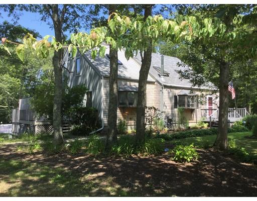 28 Deerfield Rd, Mashpee, MA 02649 photo 3