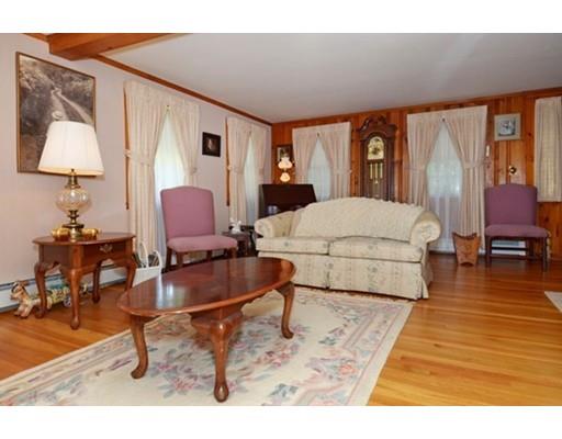 92 Maple St, Middleton, MA 01949 photo 10