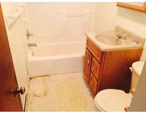 149 Louis Rd, Springfield, MA 01118 photo 10