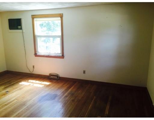 149 Louis Rd, Springfield, MA 01118 photo 4