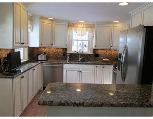 13 Warwick Rd, Gardner, MA 01440 photo 4