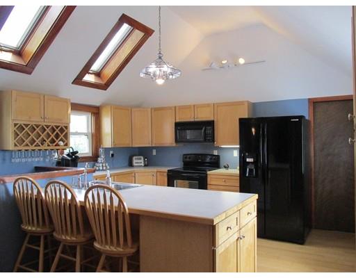 127 Central St, Berlin, MA 01503 photo 6