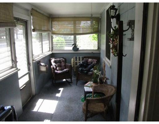 19 Messier St, South Grafton, MA 01560 photo 6