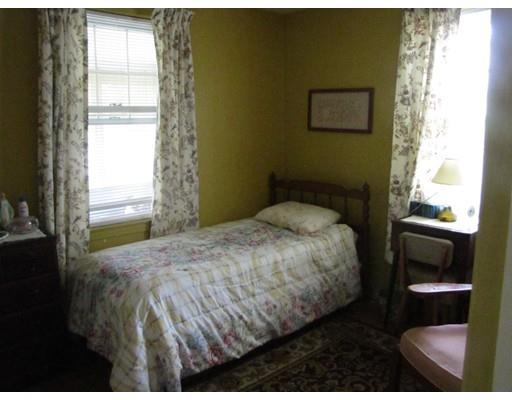 19 Messier St, South Grafton, MA 01560 photo 12