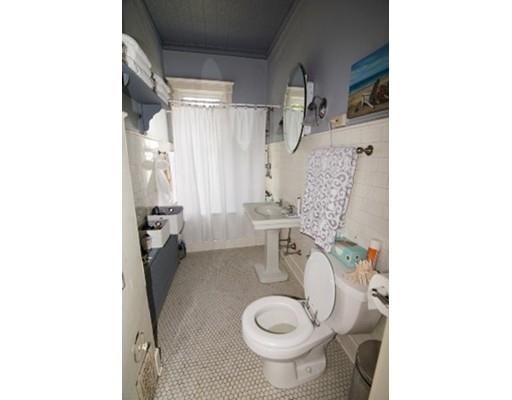 29 Germain St, Worcester, MA 01602 photo 18
