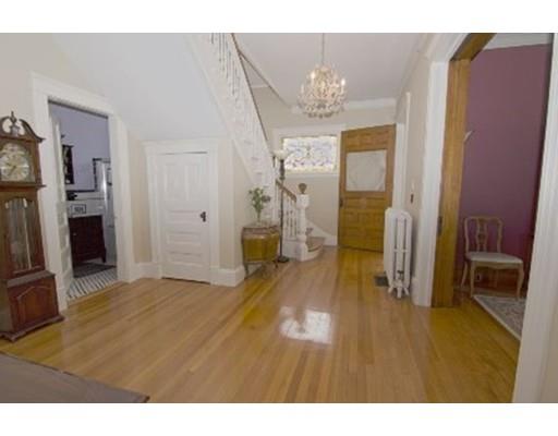 29 Germain St, Worcester, MA 01602 photo 9