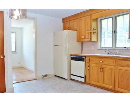 49 Rockland St, Hingham, MA 02043 photo 4