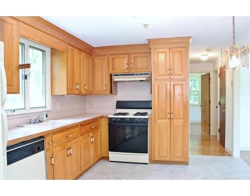 49 Rockland St, Hingham, MA 02043 photo 3
